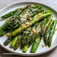 Garlic Parmesan Roasted Asparagus: Crispy and Nutty